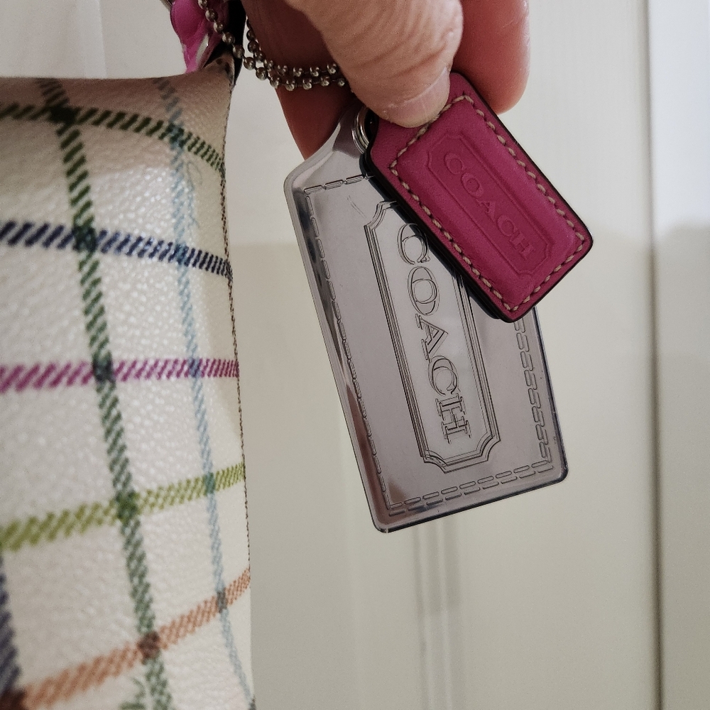 Vintage Coach Hand Bag - Picture 2 of 7